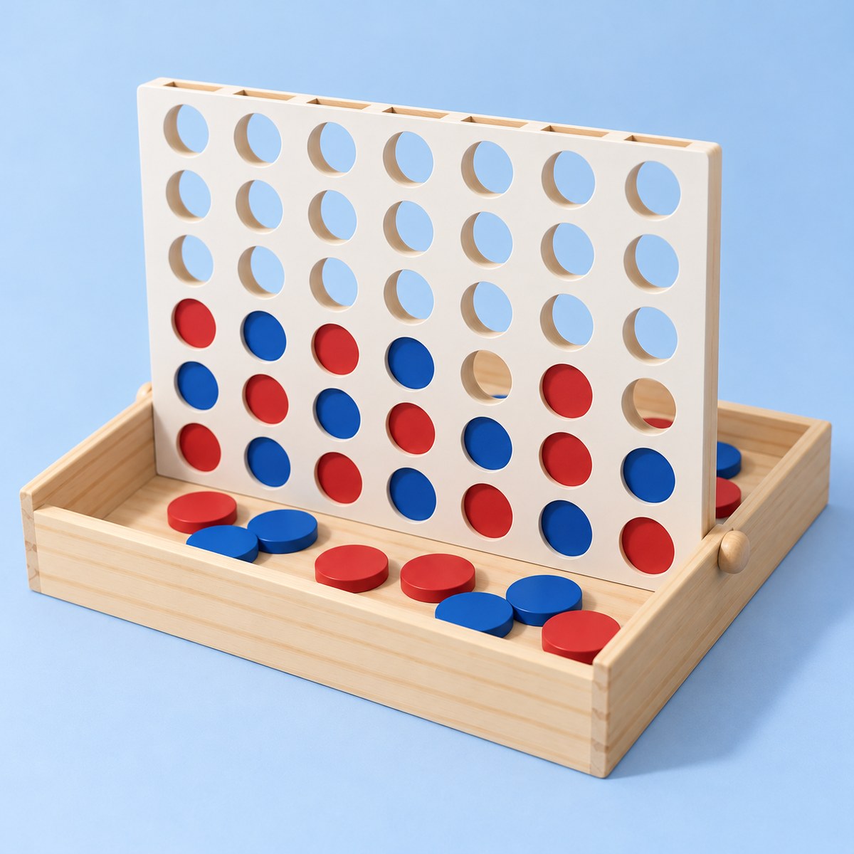 Cuatro en línea de madera: rejilla blanca de 7 × 6 sobre su caja de pino, con fichas rojas y azules